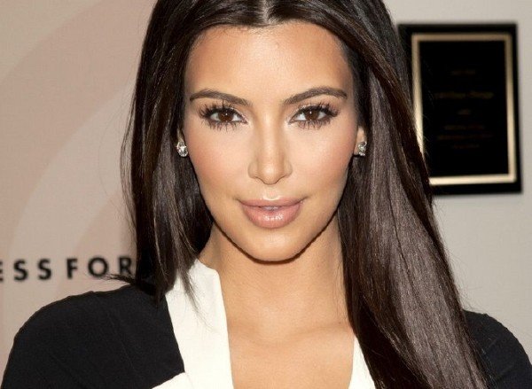 VividCeleb: Kim Kardashian - Homemade Sex Video 384p