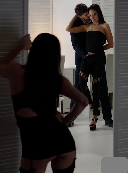 HDLove: Francesca Di Caprio and Lexi Layo - Beautiful Threesome Sex 720p
