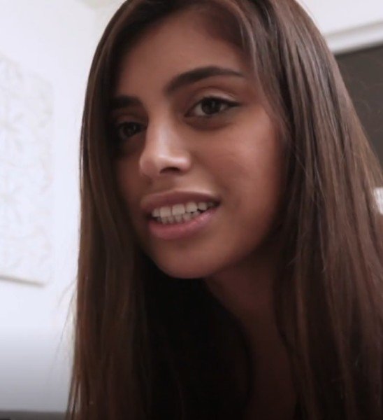 GirlFriendRevenge: Ella Knox - Arabian StepSis Sex 720p