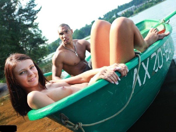 StudentSexParties: Molly - Sexy Brunette Fuck On The River 432p