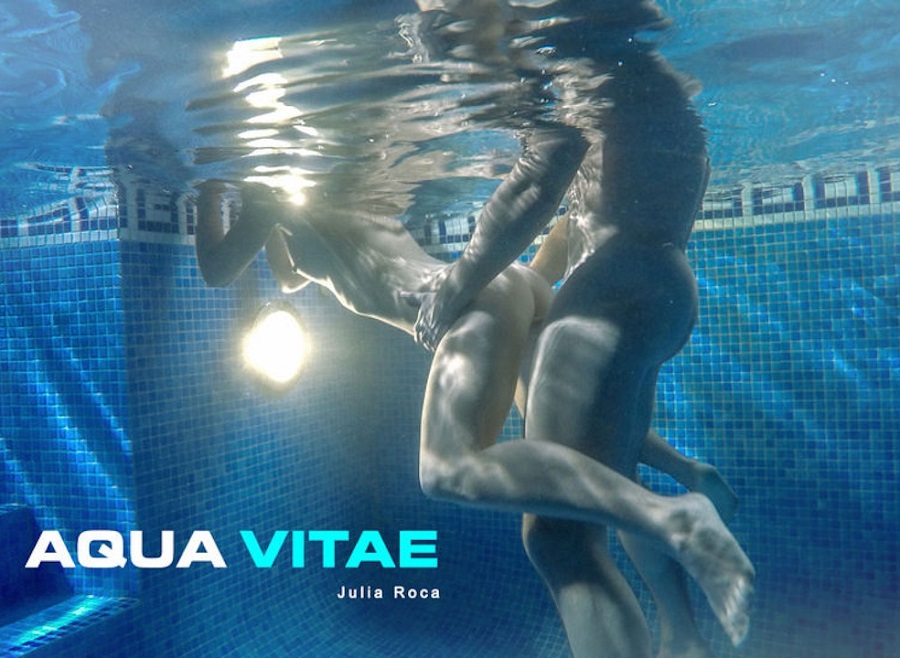 Julia Roca Beauty Sex In Pool FullHD 1080p