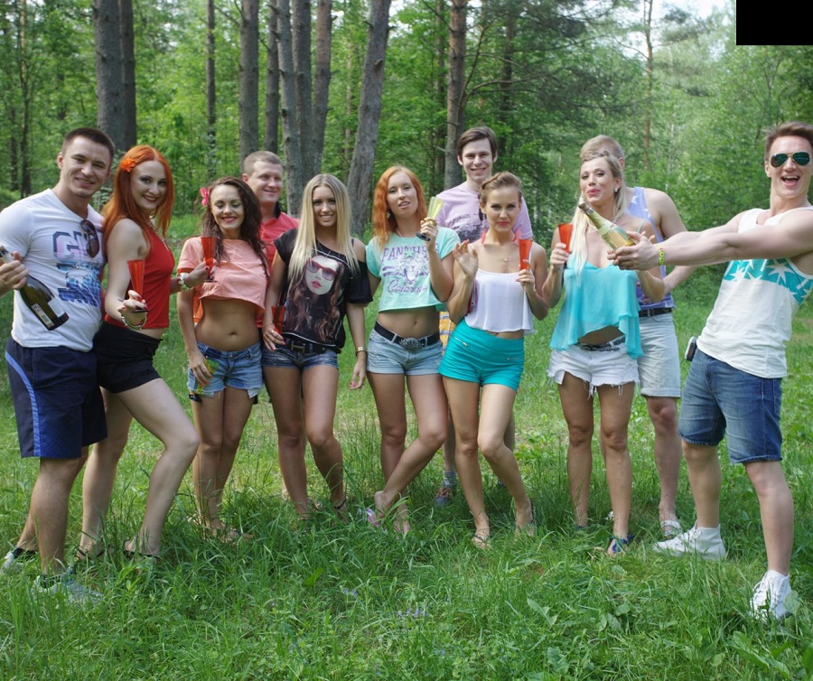 Jessi Gold Russian College Girls Outdoor Party In Wood HD 720p