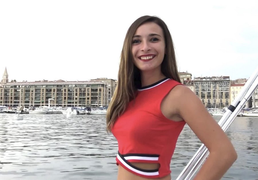 Tracy Hot France Girl Fuck On Boat FullHD 1080p