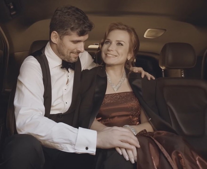 Clemence Audiard Romantic Sex In A Limousine On The Way To The Opera FullHD 1080p