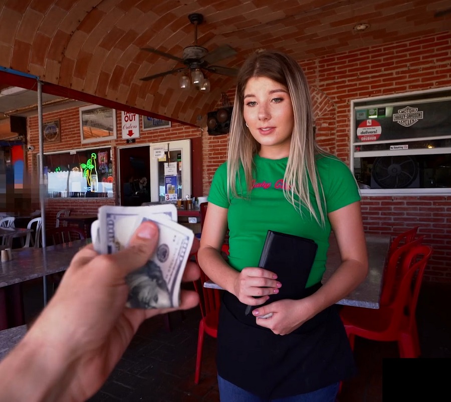 Vienna Rose Paid A Young Waitress For Sex FullHD 1080p