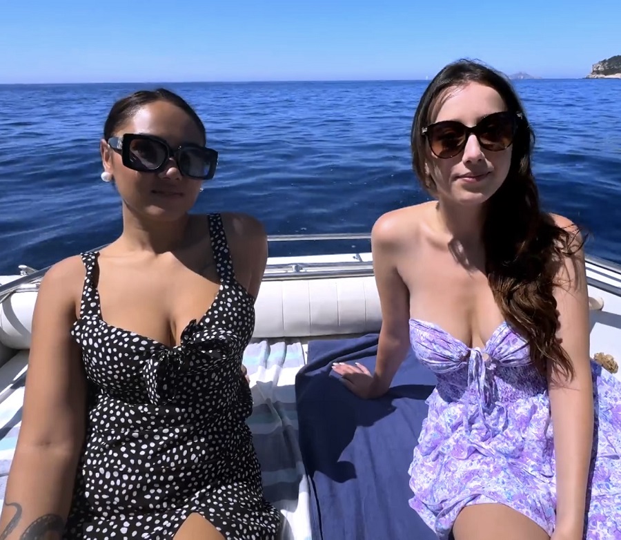 Hello Limoon, Elektra Sex With Two Girls On A Boat At Sea FullHD 1080p