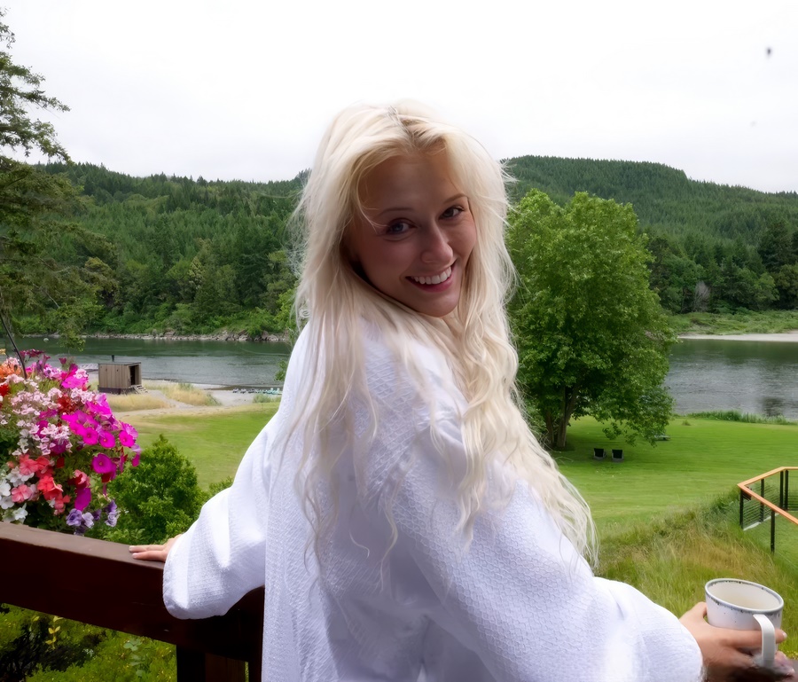 Lena Polanski Sextape From New Oregon Lake FullHD 1080p