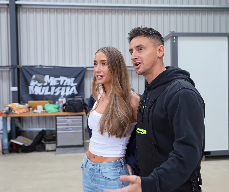 Lillian Phillips Gang Bang Fuck On The Truck FullHD 1080p