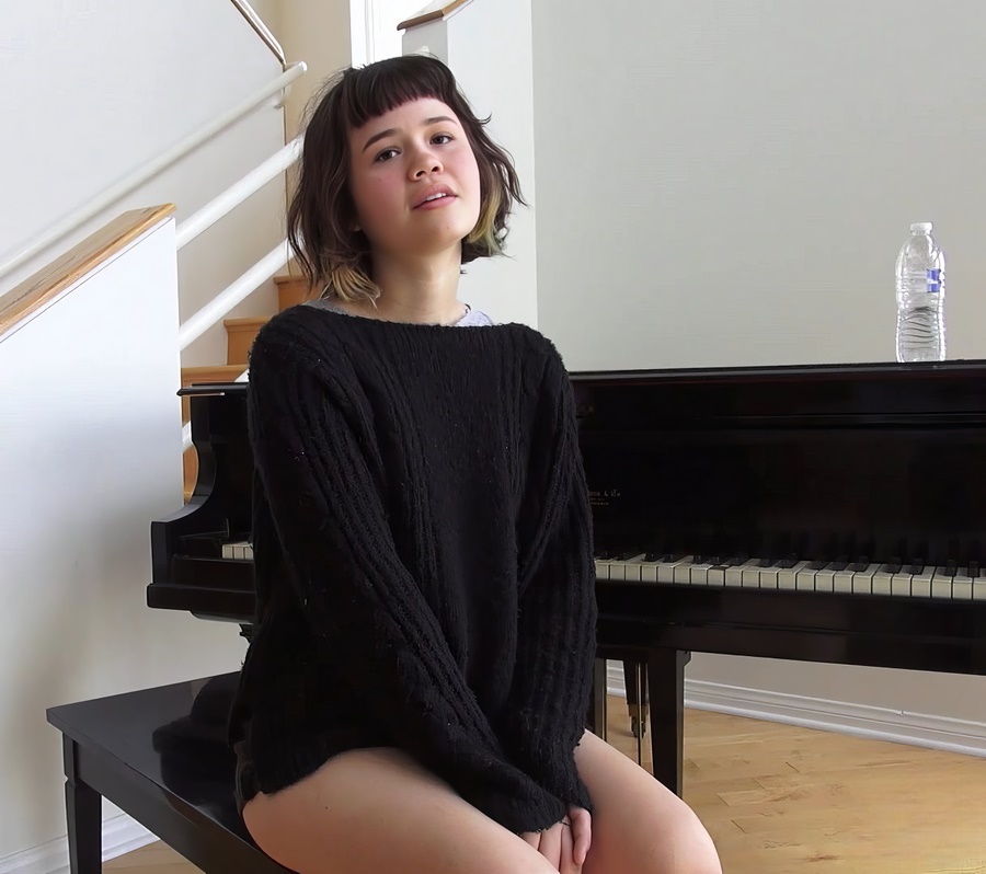 Yhivi Totally Destroyed A Young Girl's Pussy Near The Piano FullHD 1080p Yhivi Totally Destroyed A Young Girl's Pussy Near The Piano FullHD 1080p