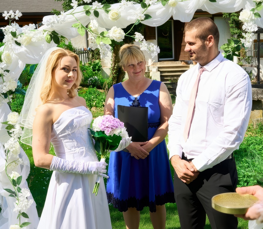 Alecia Fox Marrying The Whore FullHD 1080p