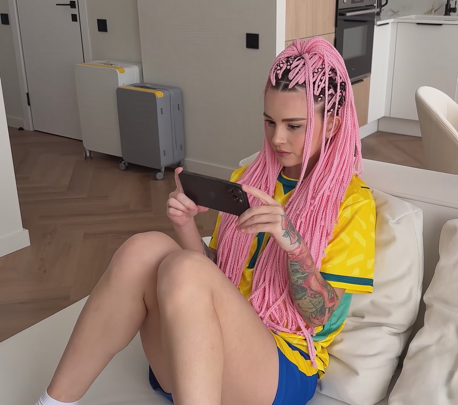 Marcelin Abadir Fucked a Brazilian Football Fan Girl FullHD 1080p